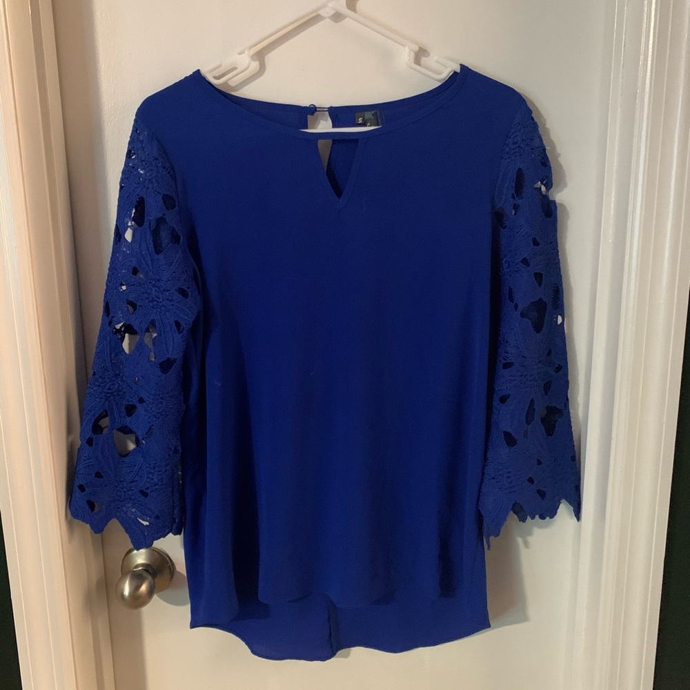 Women’s blouse